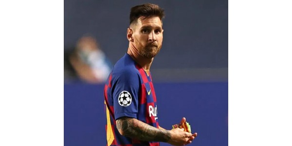 Il FC Barcelona accoglie i giovani giocatori